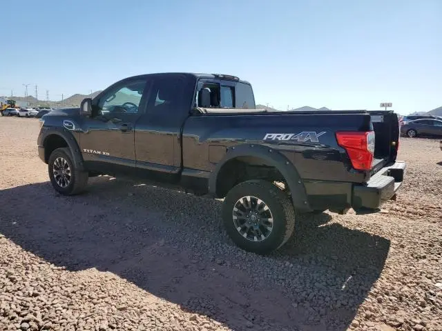 2018 NISSAN TITAN XD SV  