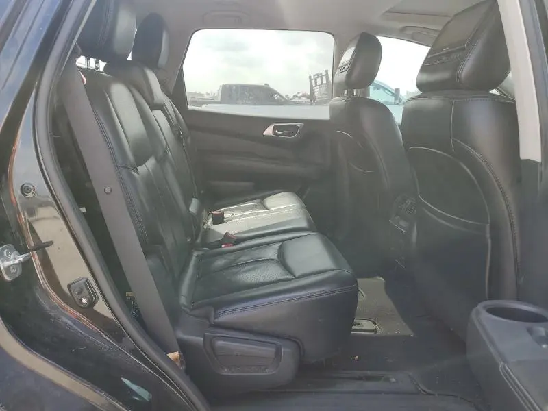 2015 NISSAN PATHFINDER S  