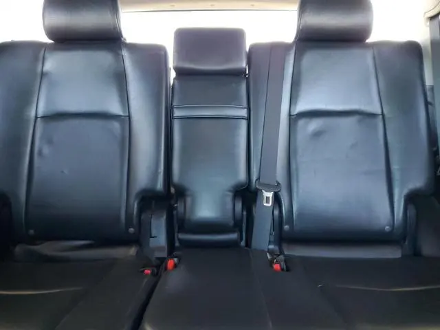 2010 TOYOTA 4RUNNER SR5  