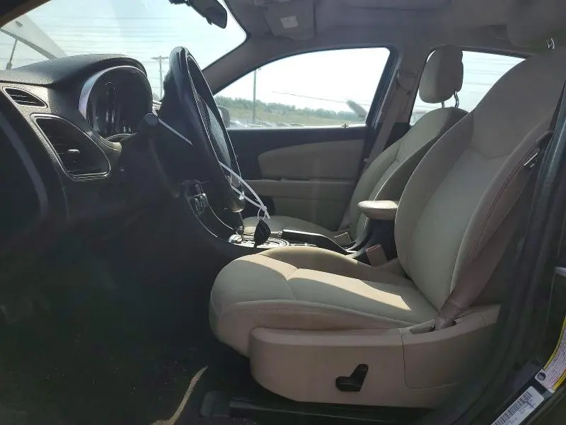 2011 CHRYSLER 200 TOURING  
