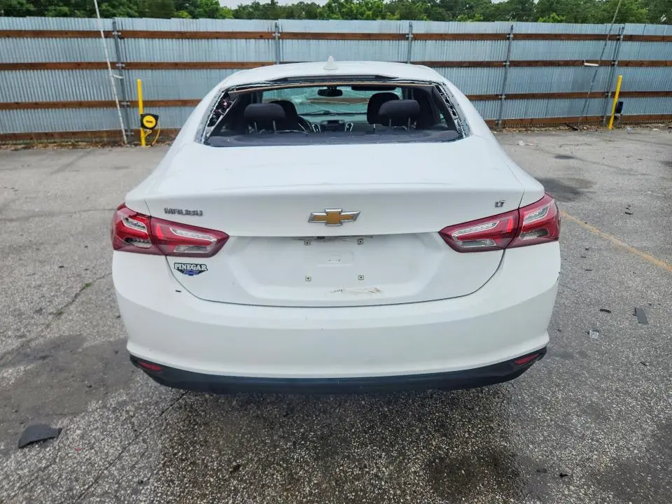 2022 CHEVROLET MALIBU LT  