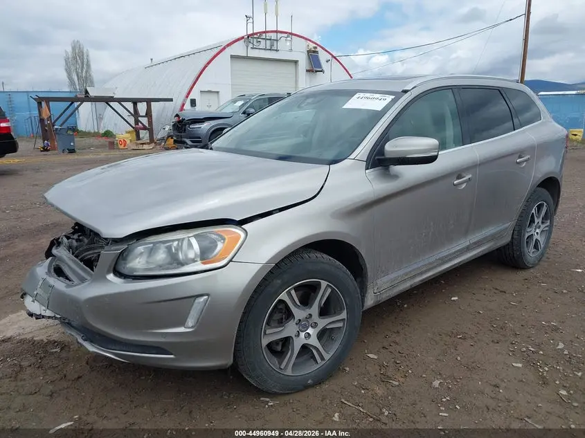 2014 VOLVO XC60 T6 PREMIER PLUS
