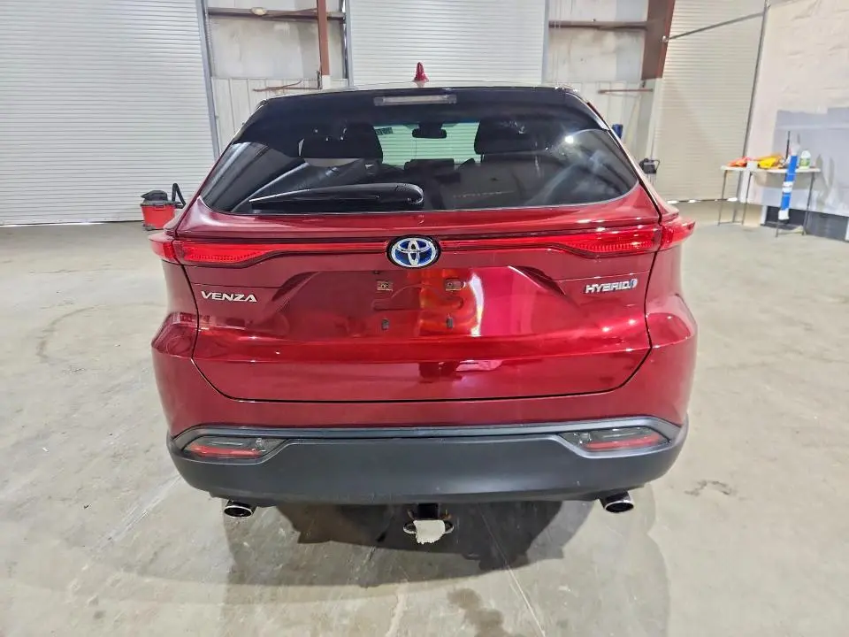 2021 TOYOTA VENZA LE  