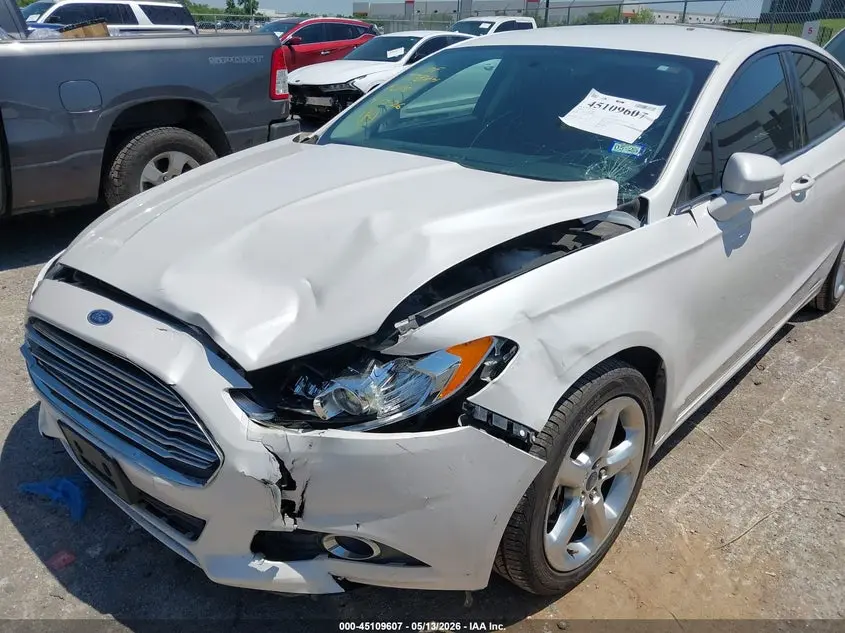 2016 FORD FUSION SE