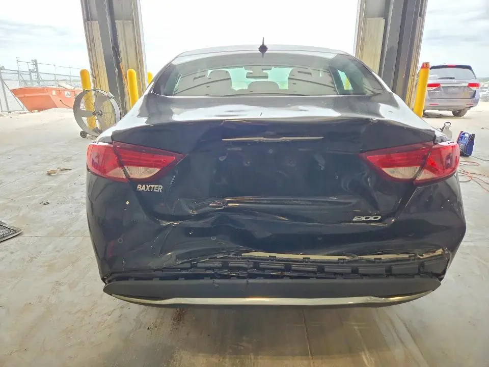 2015 CHRYSLER 200 LIMITED  