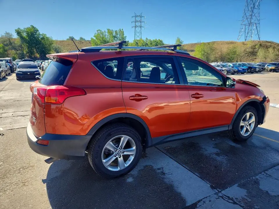 2015 TOYOTA RAV4 XLE  