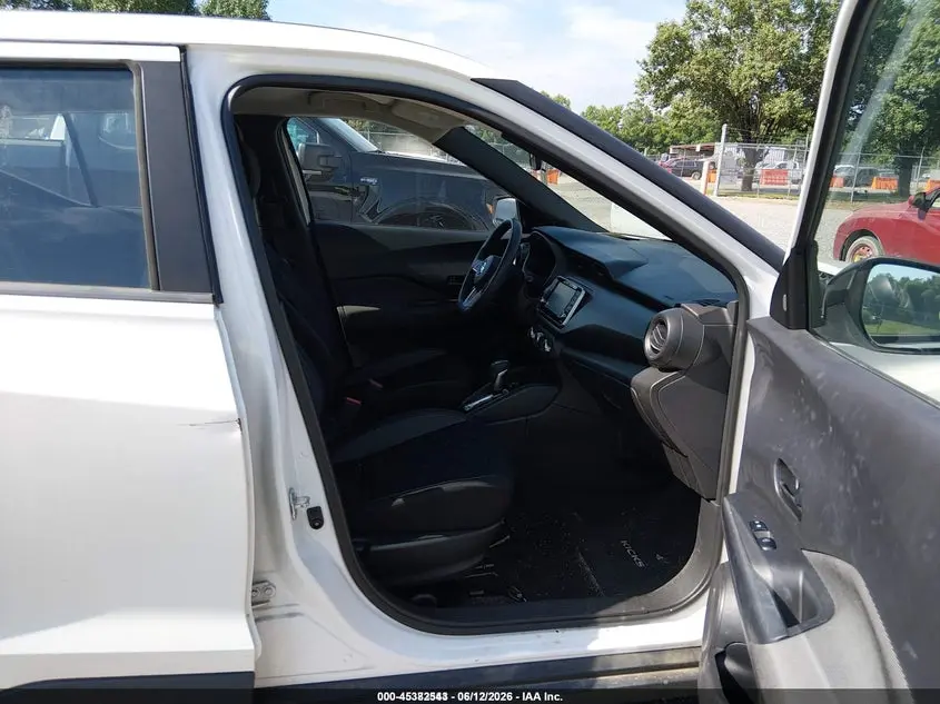2020 NISSAN KICKS S XTRONIC CVT
