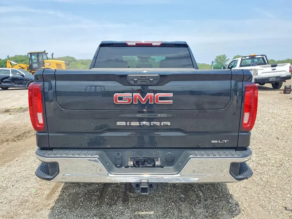 2025 GMC SIERRA K1500 SLT  