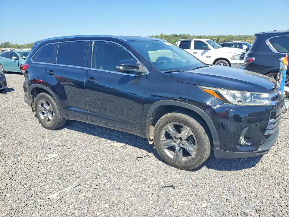 2017 TOYOTA HIGHLANDER LIMITED PLATINUM  
