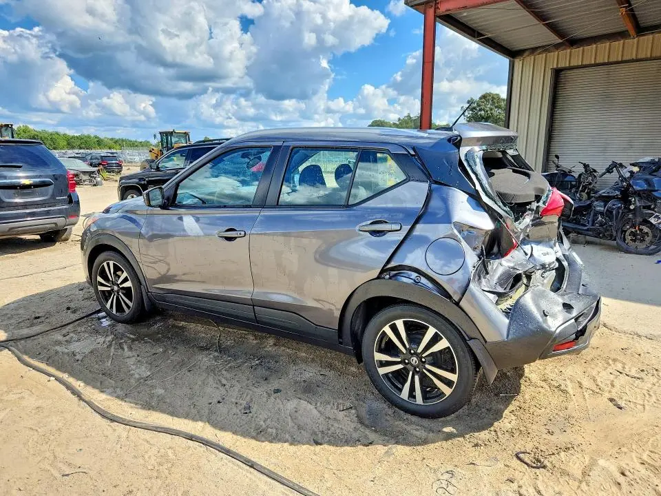 2020 NISSAN KICKS SV  