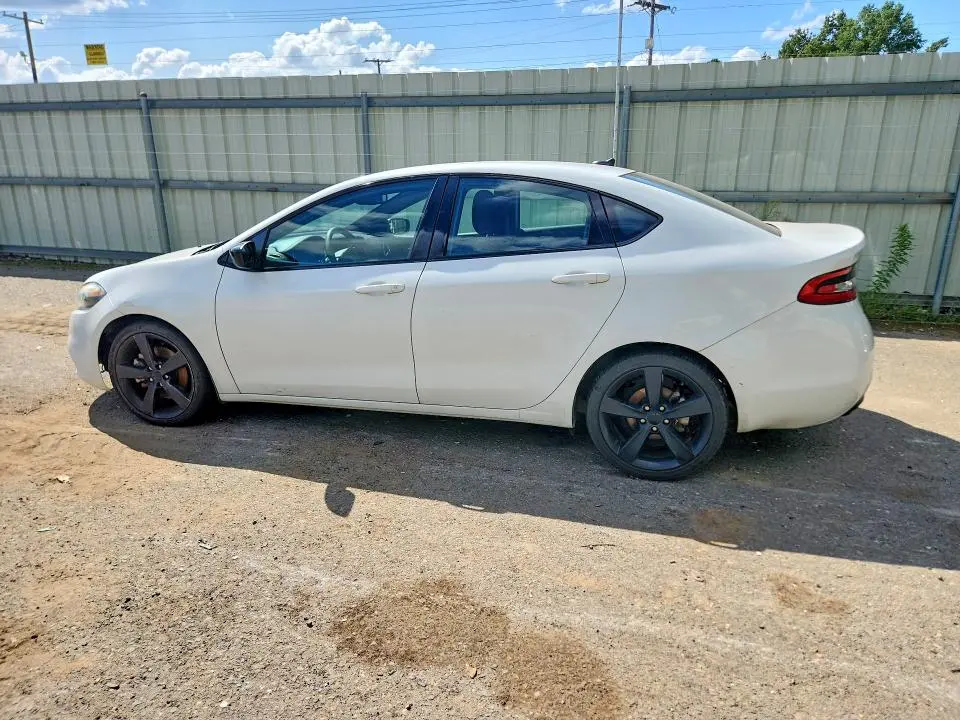 2015 DODGE DART SXT  