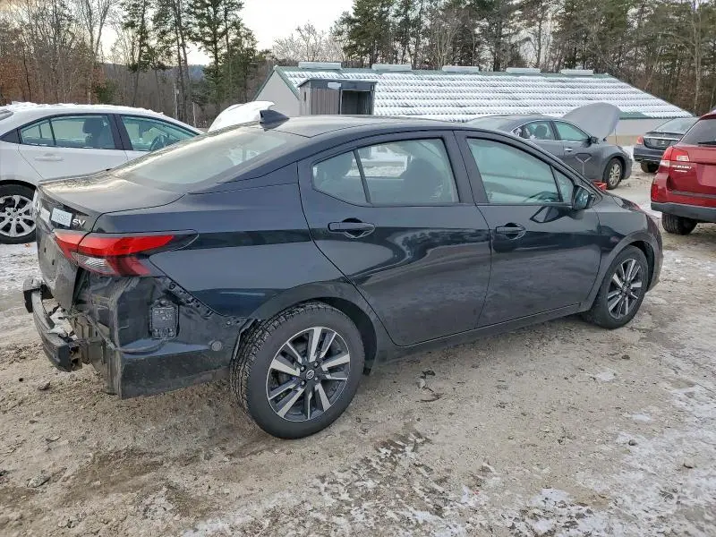 2021 NISSAN VERSA SV  