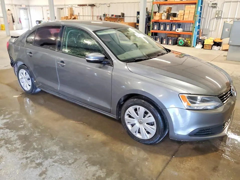 2012 VOLKSWAGEN JETTA SE  