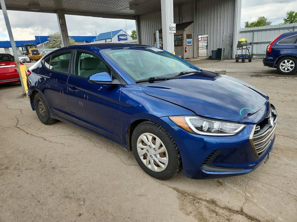 2017 HYUNDAI ELANTRA SE  