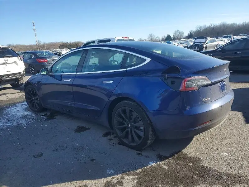 2018 TESLA MODEL 3   