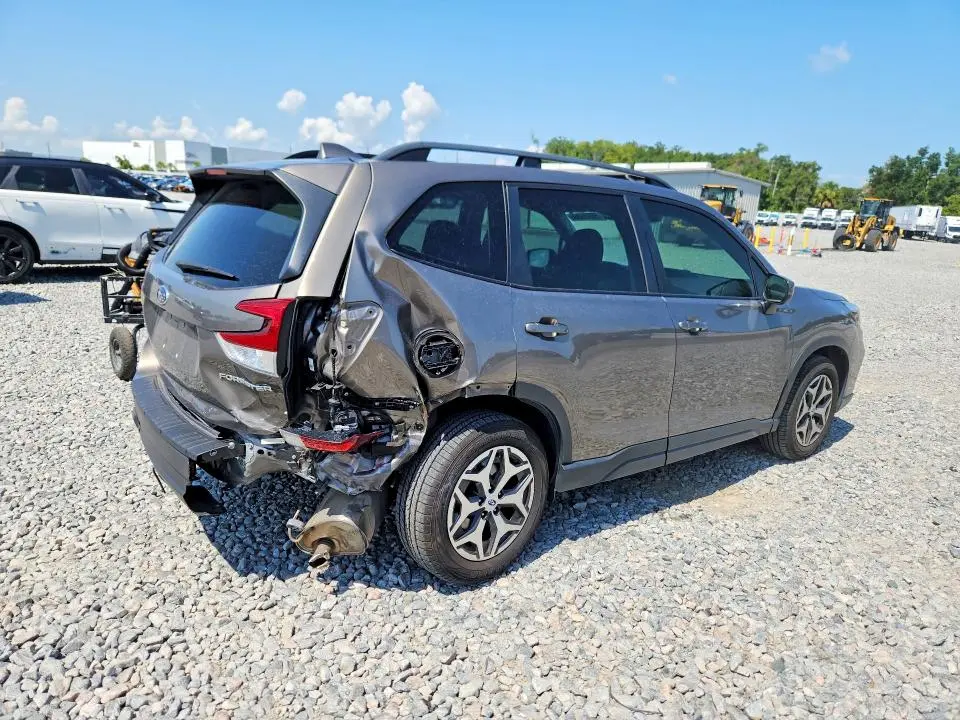 2021 SUBARU FORESTER PREMIUM  