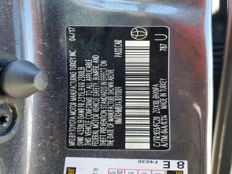 2018 TOYOTA C-HR XLE  