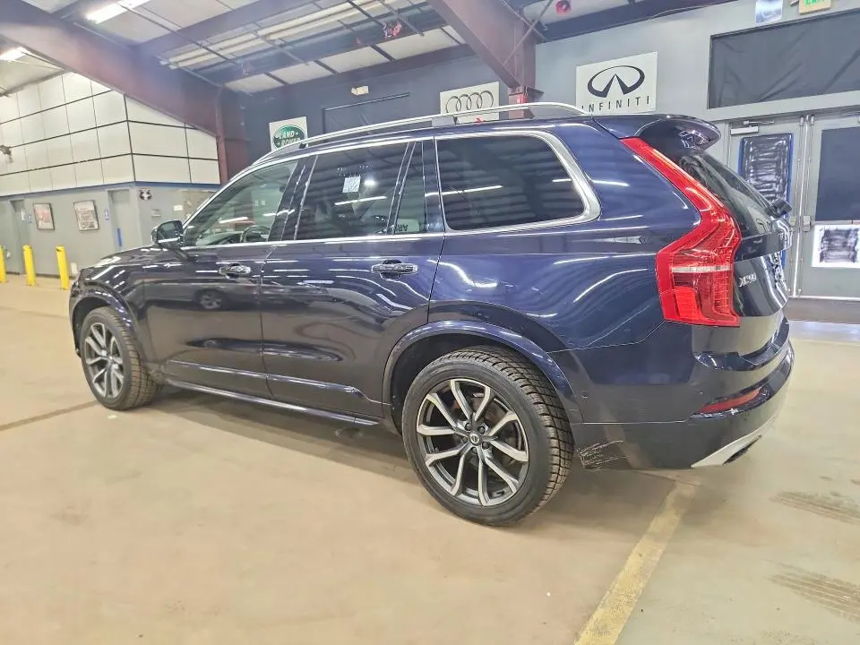 2016 VOLVO XC90 T6  