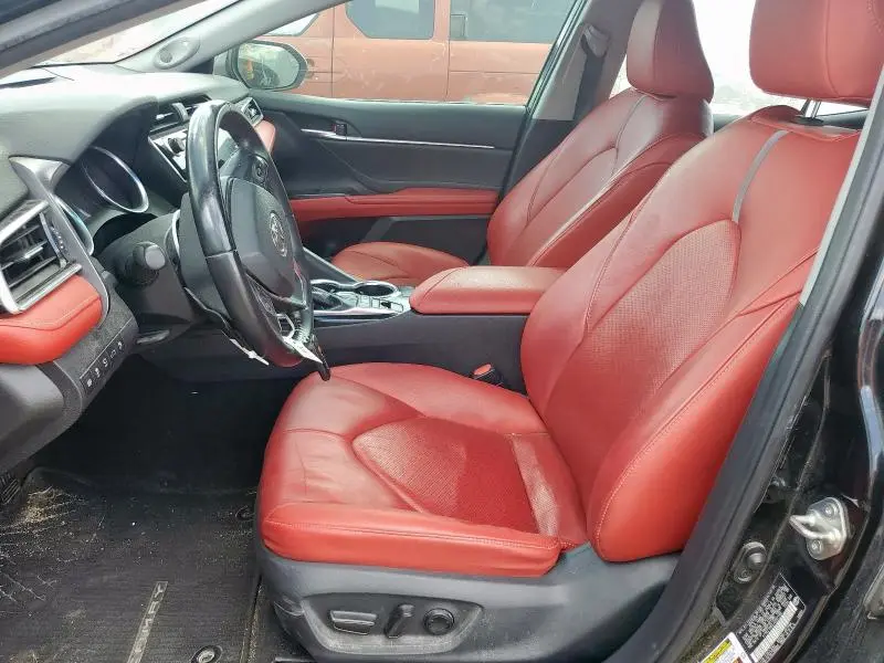 2018 TOYOTA CAMRY XSE  