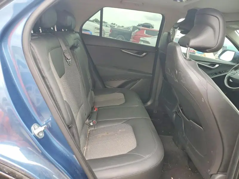 2024 KIA NIRO EX  