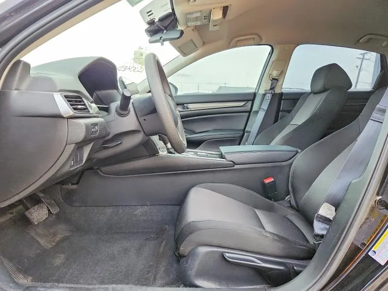 2022 HONDA ACCORD LX  