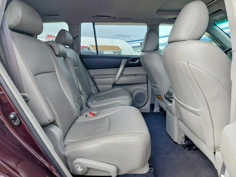 2013 TOYOTA HIGHLANDER BASE  