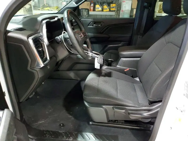 2024 GMC CANYON   