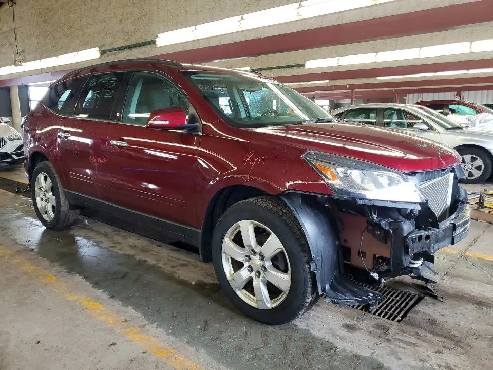 2017 CHEVROLET TRAVERSE LT  