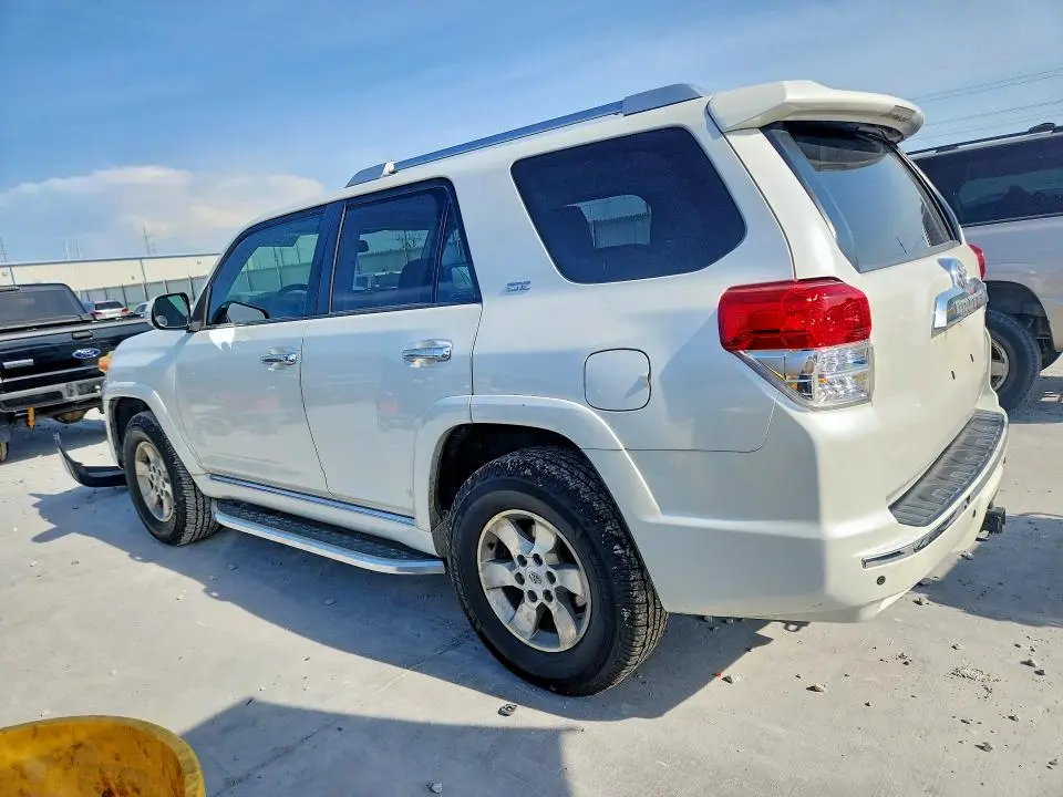 2012 TOYOTA 4RUNNER SR5  