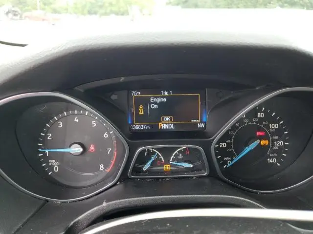 2016 FORD FOCUS SE  