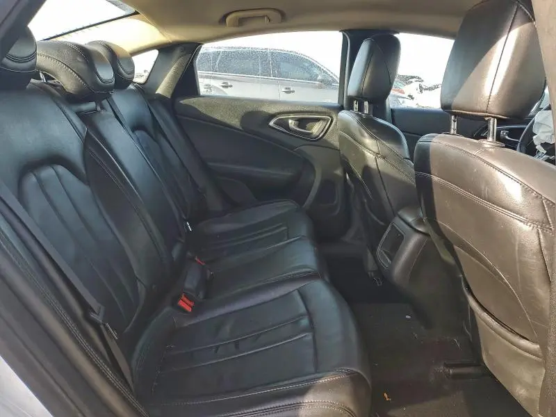 2017 CHRYSLER 200 LIMITED  