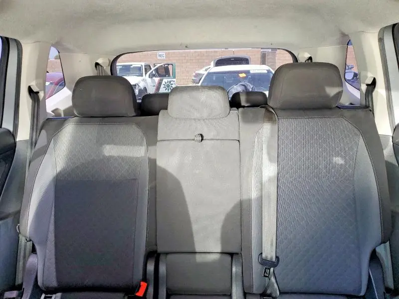 2020 VOLKSWAGEN TIGUAN S  
