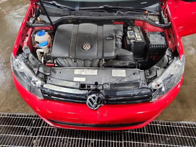 2013 VOLKSWAGEN GOLF   