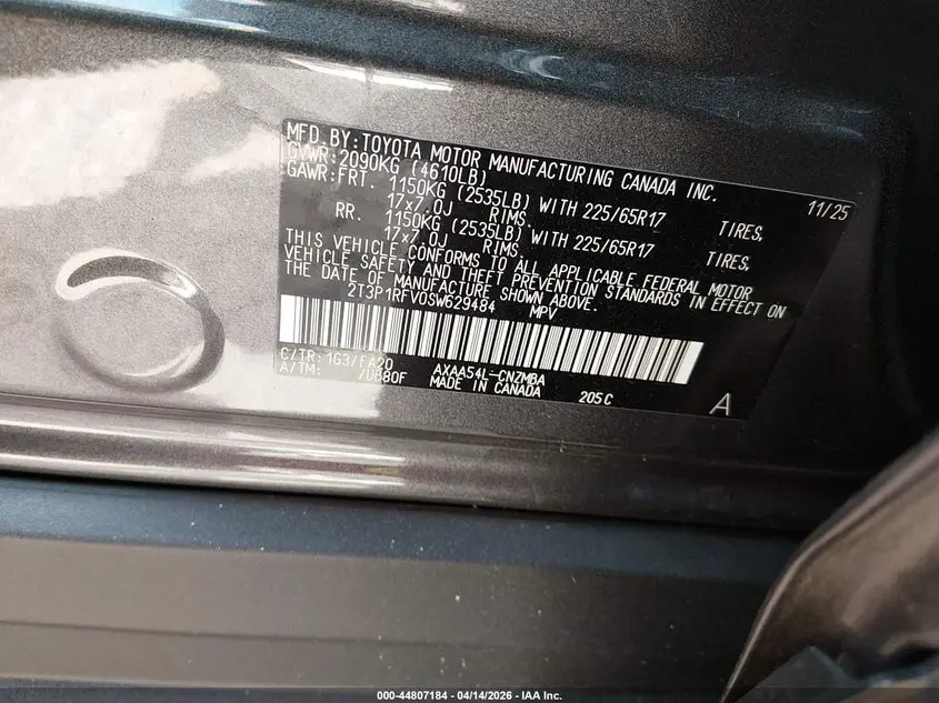 2025 TOYOTA RAV4 XLE