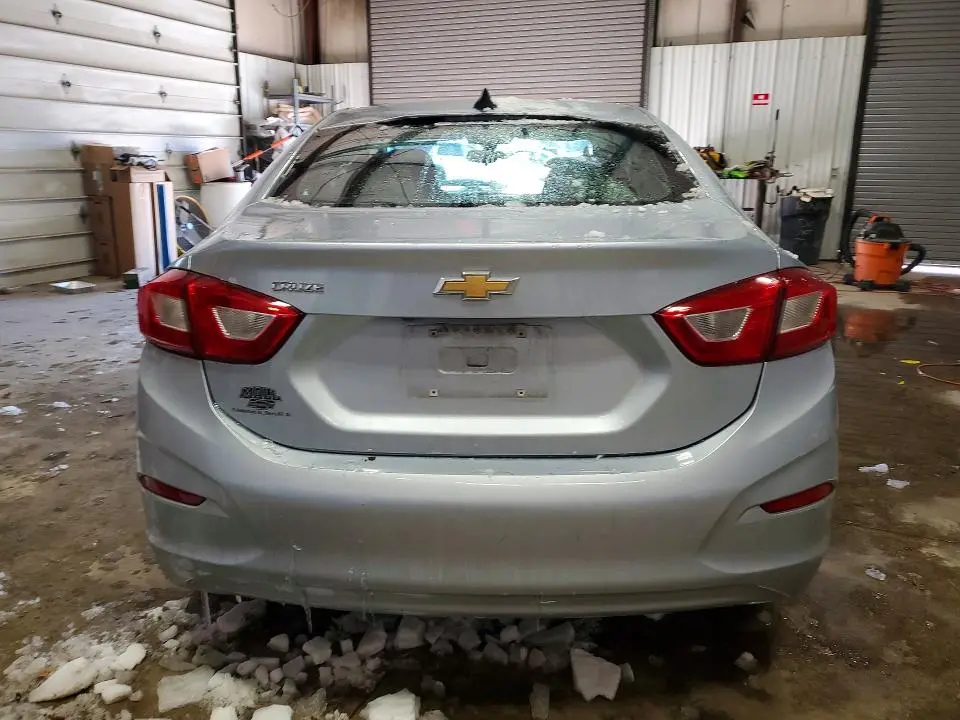 2018 CHEVROLET CRUZE LS  