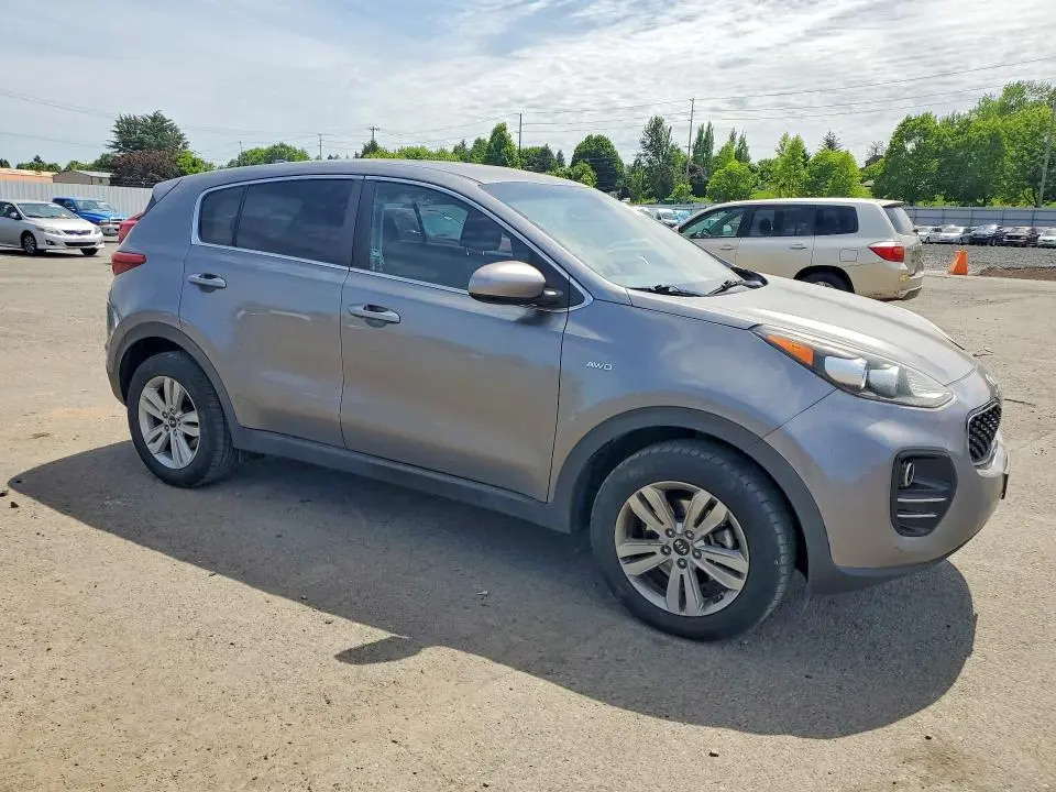 2018 KIA SPORTAGE LX  