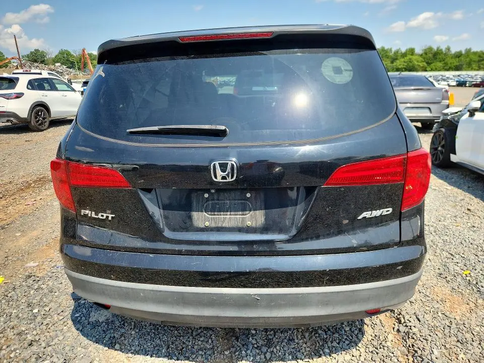 2018 HONDA PILOT LX  