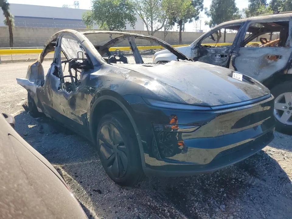 2026 TESLA MODEL Y   