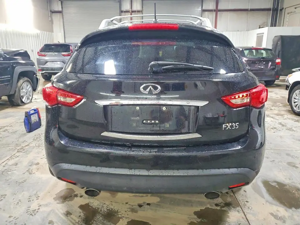 2010 INFINITI FX35 BASE  