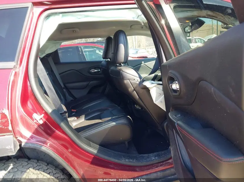 2019 JEEP CHEROKEE TRAILHAWK 4X4