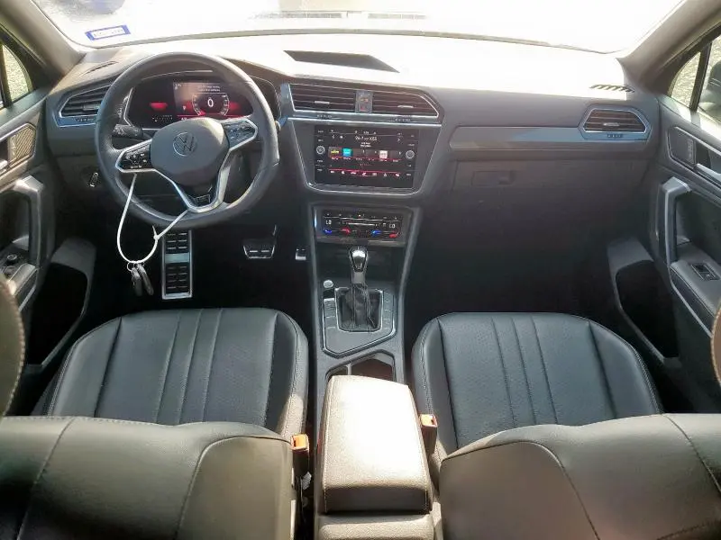 2022 VOLKSWAGEN TIGUAN SE R-LINE BLACK  