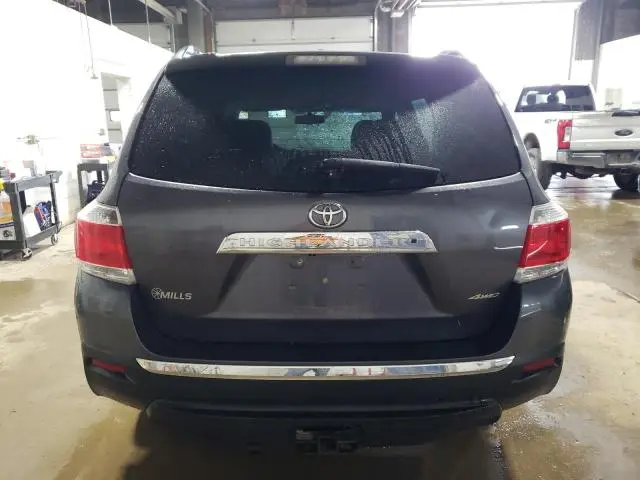 2013 TOYOTA HIGHLANDER LIMITED