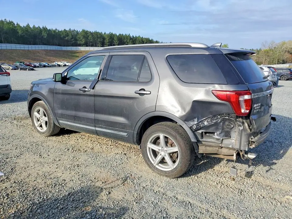 2017 FORD EXPLORER XLT  