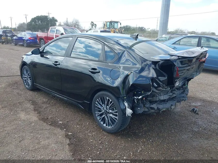 2024 KIA FORTE GT-LINE