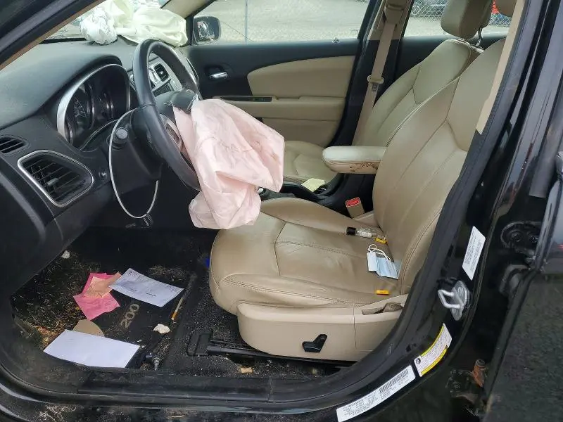 2012 CHRYSLER 200 LIMITED  