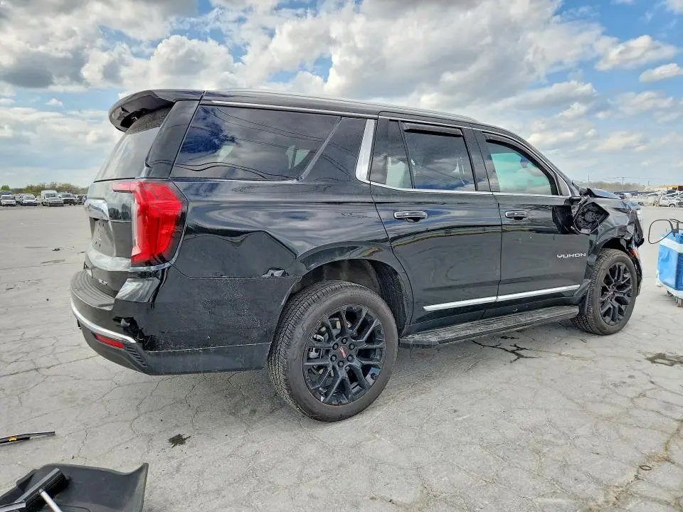2024 GMC YUKON SLT  