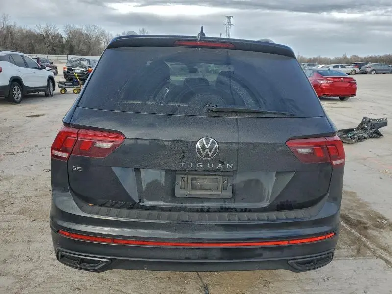 2023 VOLKSWAGEN TIGUAN SE R-LINE BLACK  