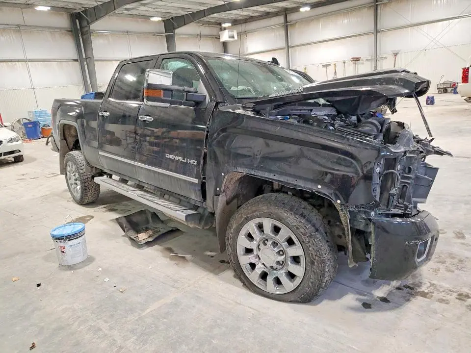 2018 GMC SIERRA K2500 DENALI  