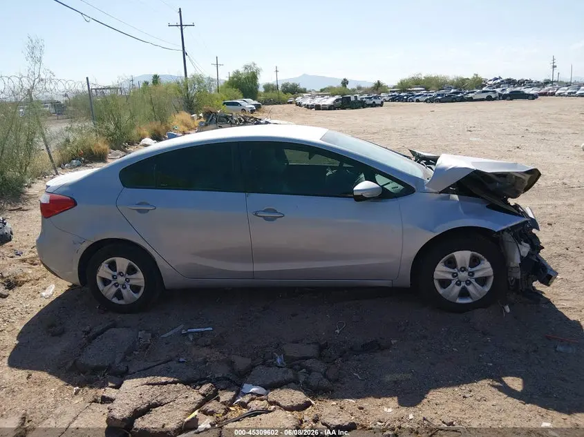 2015 KIA FORTE LX