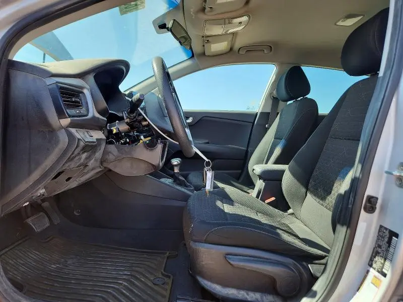 2019 KIA RIO S  